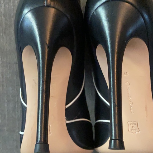 Gianvito Rossi Leather Ankle Boots - Picture 6 of 8